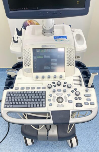 GE LOGIQ E9 - Image 2