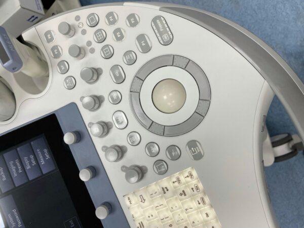 GE Voluson E8 BT19 - Image 4