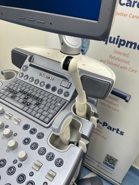 GE Voluson S8 BT15 - Image 2