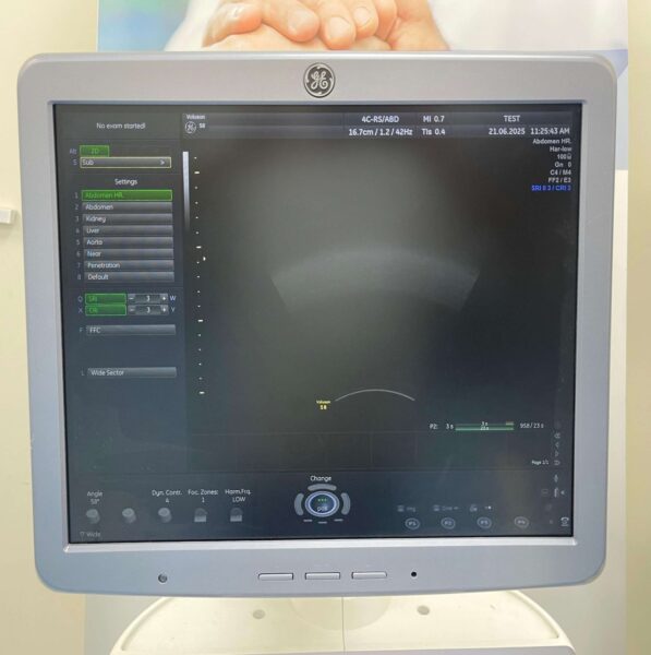 GE Voluson S8 BT15 - Image 7