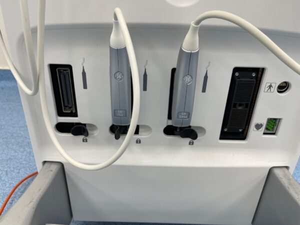 GE Vivid S6 - Image 7